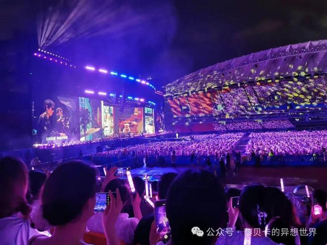 21點：又美又會穿！她們的生活好精彩！