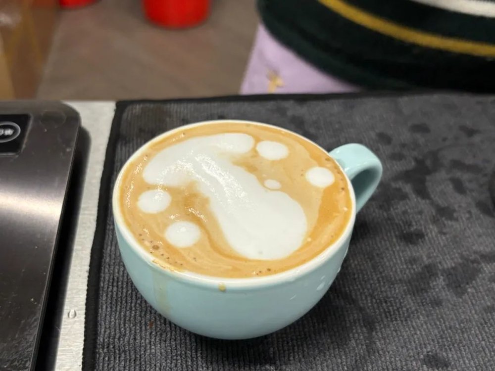 現金網:我在上海老年大學,學做咖啡